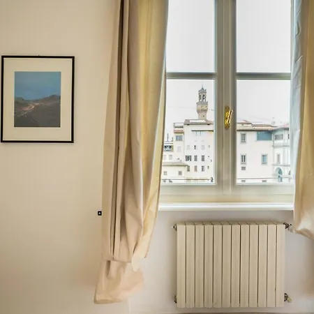 Ponte Vecchio Apartment * Florence