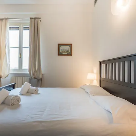 Ponte Vecchio Apartment Appartement Florence