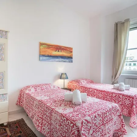Ponte Vecchio Apartment * Florence