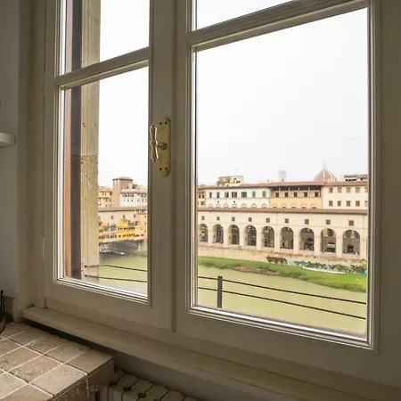 Ponte Vecchio Apartment Daire